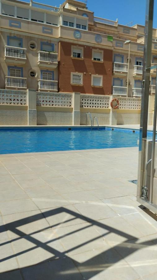 Precioso apartamento en residencial con piscina Roquetas de Mar Exterior foto