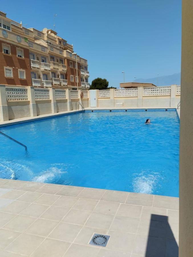 Precioso apartamento en residencial con piscina Roquetas de Mar Exterior foto